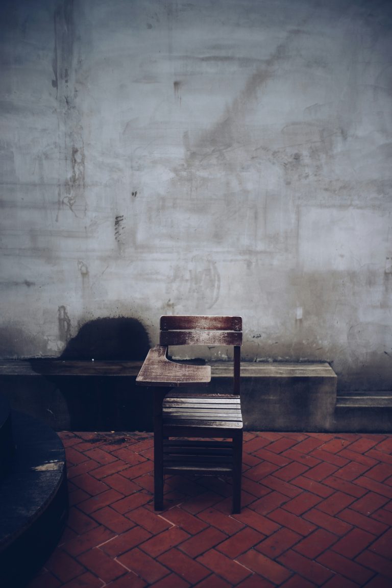 damon-lam-Ew16RbLTZJs-unsplash